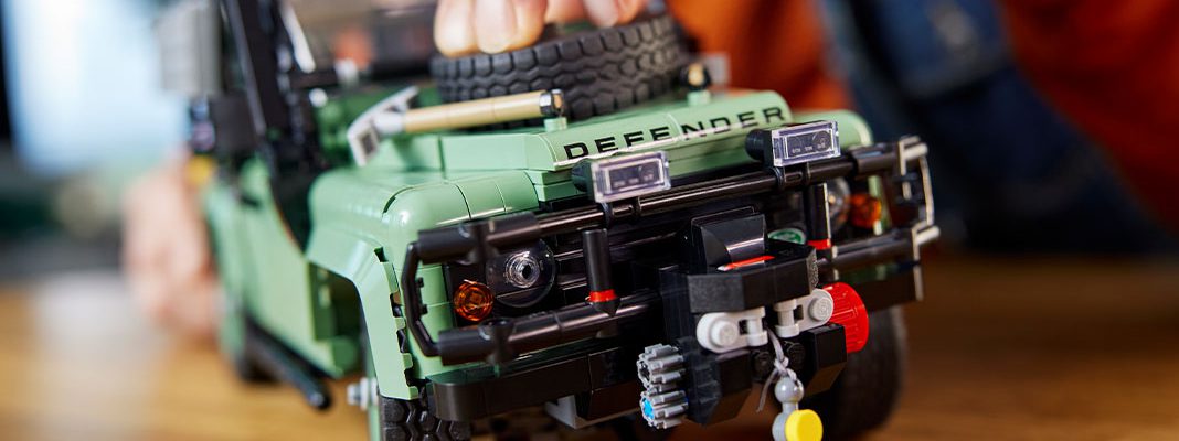 LEGO Icons Land Rover Classic Defender 90