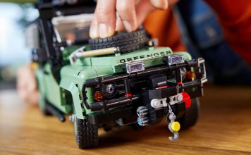 LEGO Icons Land Rover Classic Defender 90