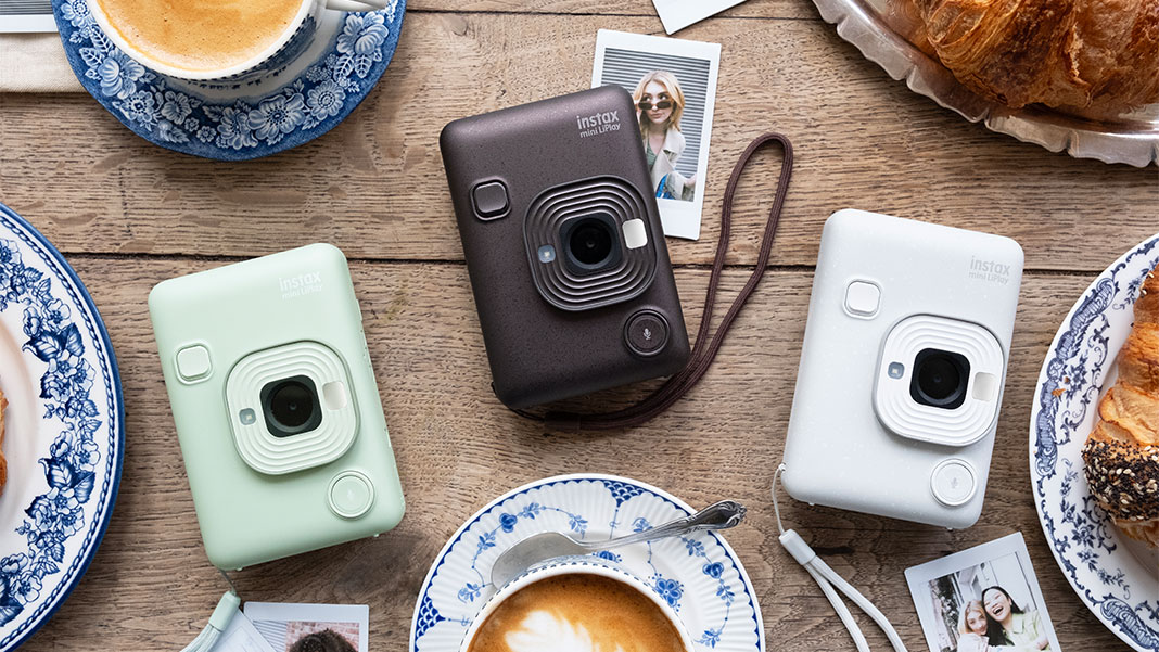 instax mini LiPlay