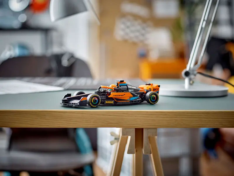 LEGO Speed Champions Carro de Corrida de Fórmula 1 McLaren 2023