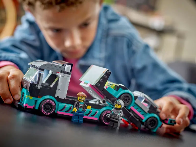 LEGO City Race Carro de Corrida e Camião de Transporte de Carros