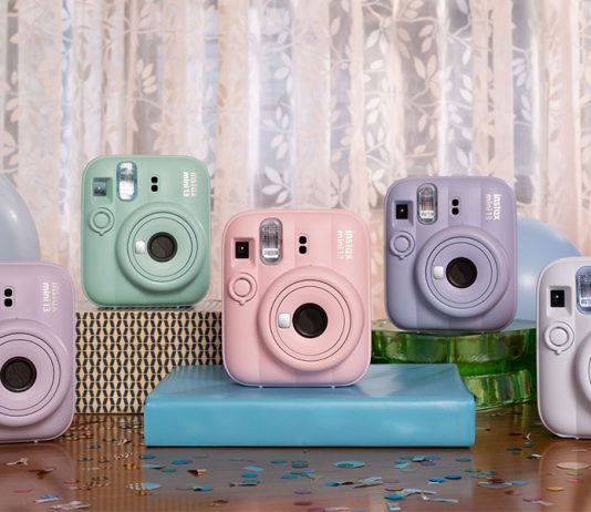 Fujifilm lança instax mini 13 com temporizador automático e melhorias na fotografia instantânea Fujifilm lança instax mini 13